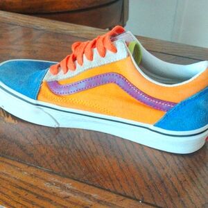 Vans size 5